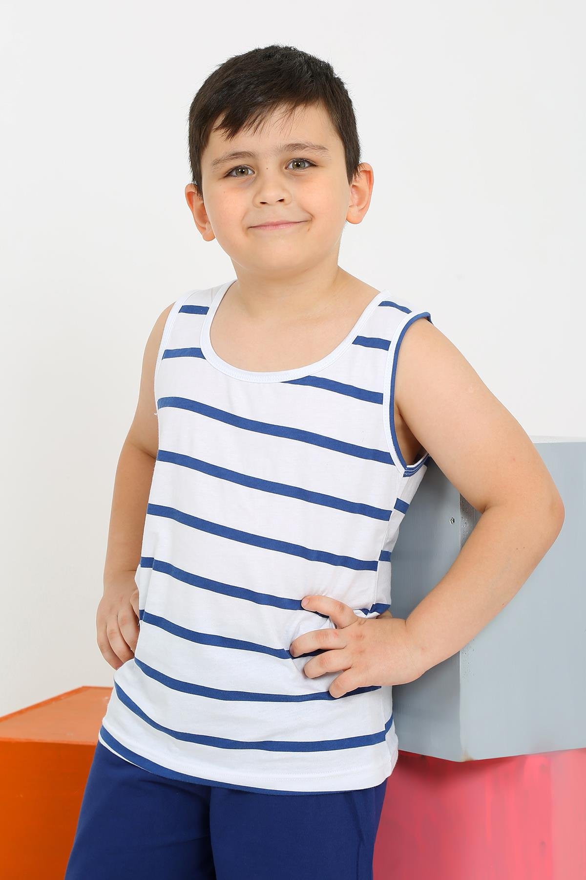 moda-cizgi-erkek-cocuk-sifir-kol-sortlu-beyaz-penye-pijama-takimi-20435-384452-77-B blank