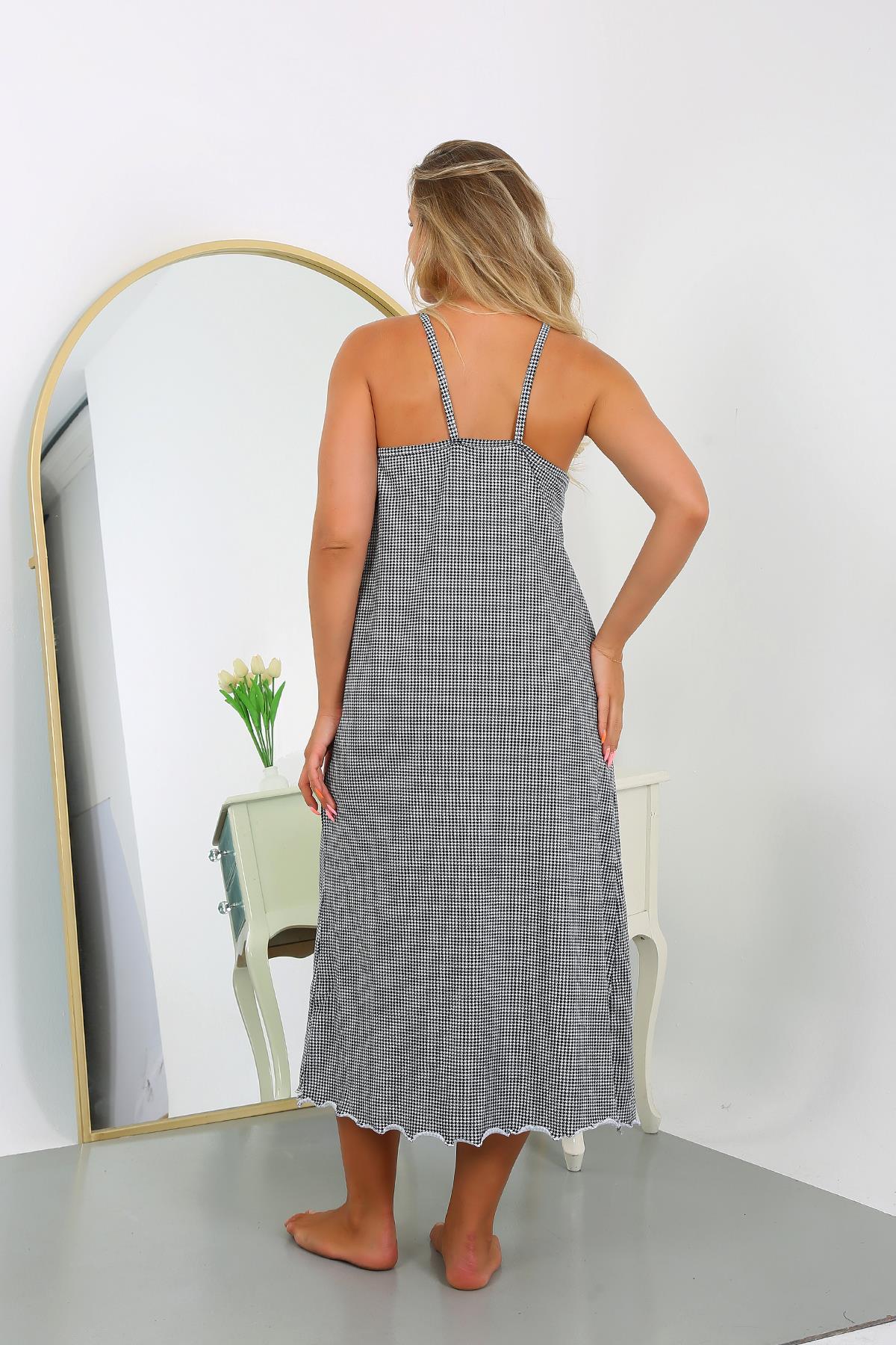 moda-cizgi-kadin-buyuk-beden-ip-askili-pamuk-uzun-gecelik-12108-385622-77-B blank