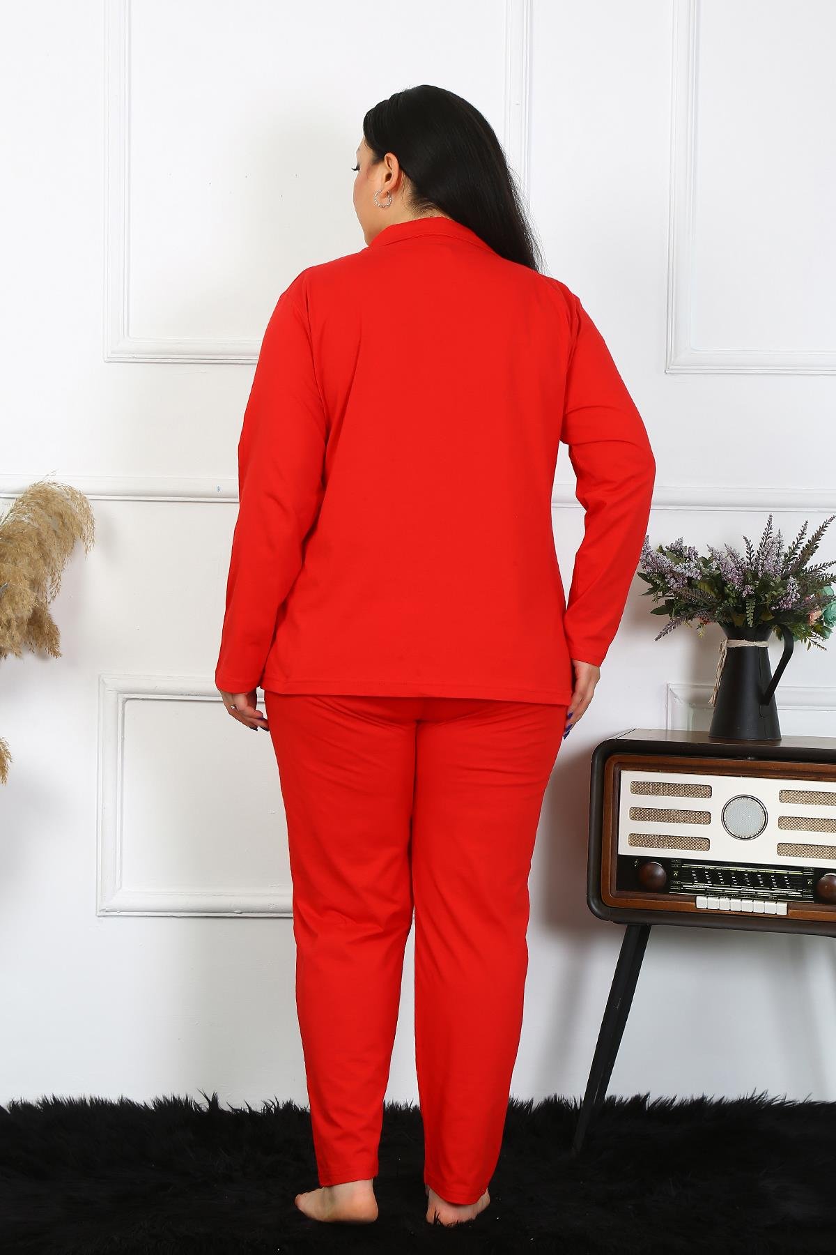 moda-cizgi-kadin-buyuk-beden-pamuklu-cepli-dugmeli-kirmizi-pijama-takim-202401-383557-77-B blank