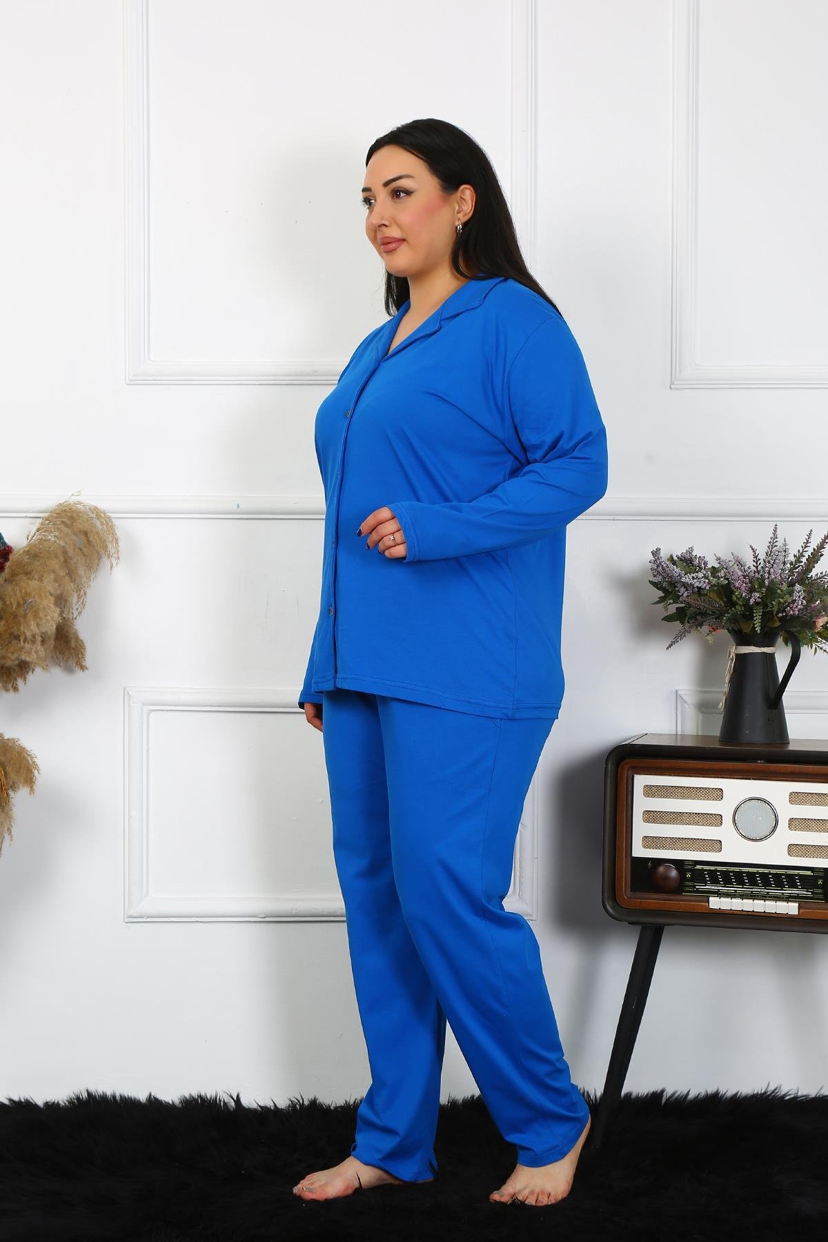 moda-cizgi-kadin-buyuk-beden-pamuklu-cepli-dugmeli-saks-pijama-takim-202401-383579-77-B blank