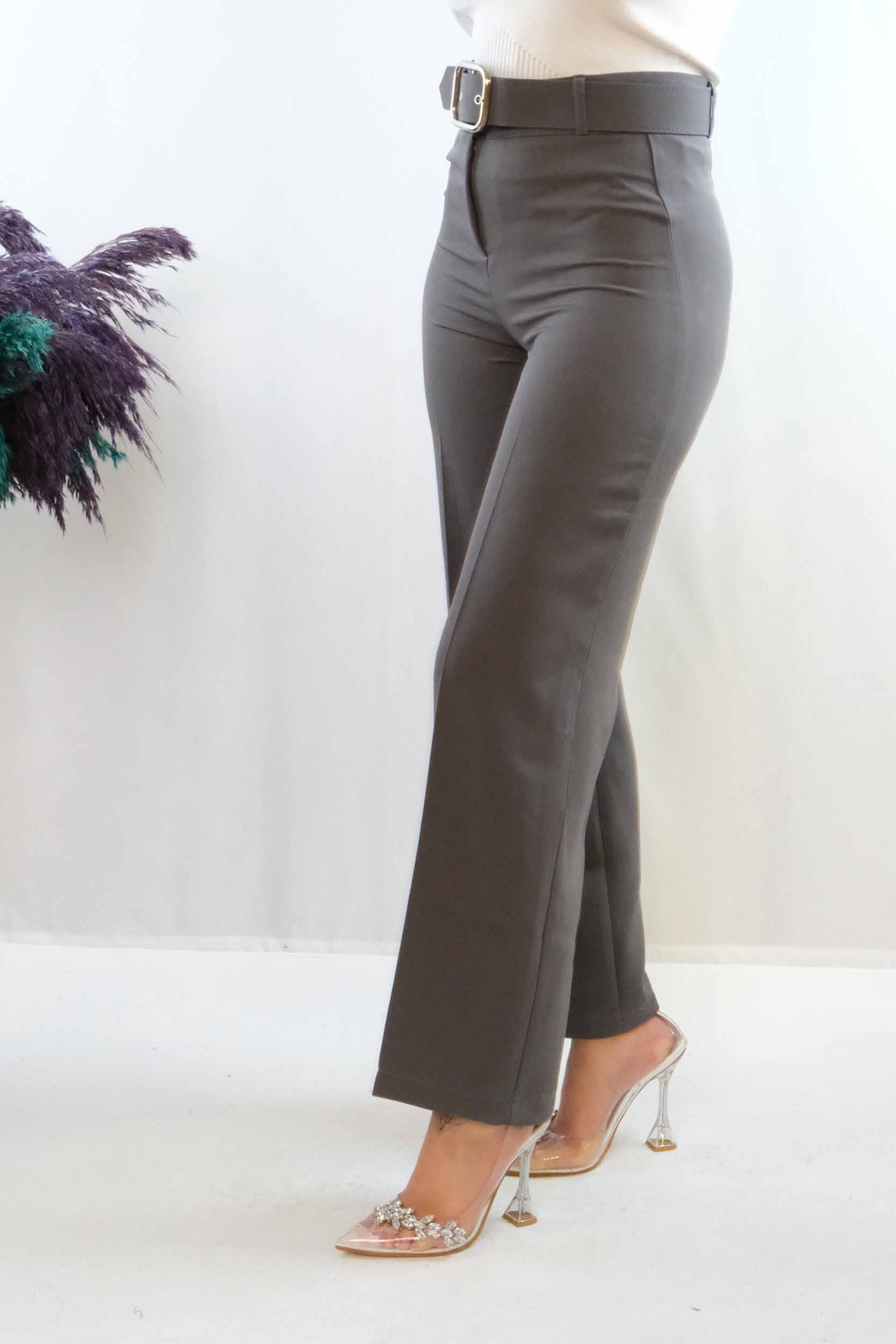 moda-cizgi-kemerli-pantolon-fume-338049-69-B blank