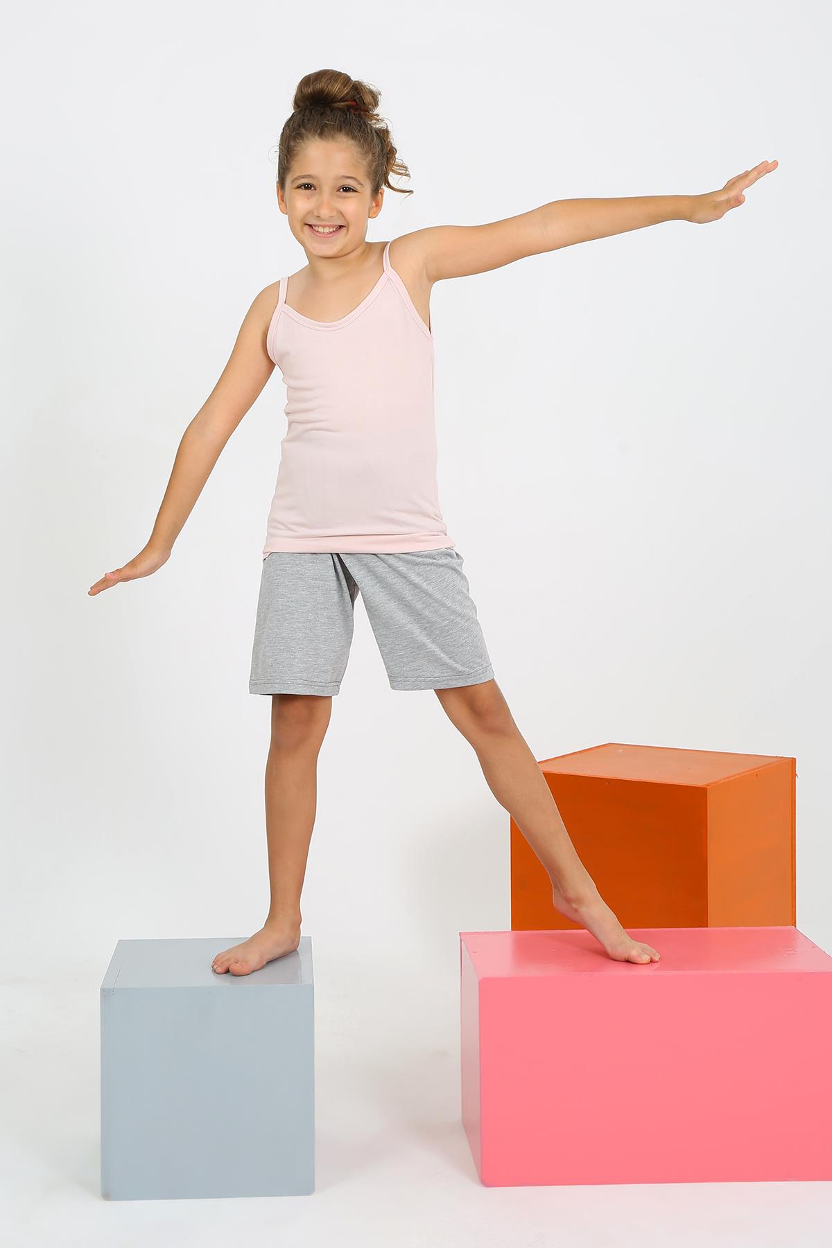 moda-cizgi-kiz-cocuk-ip-askili-sortlu-penye-pembe-pijama-takim-20430-384506-77-B blank