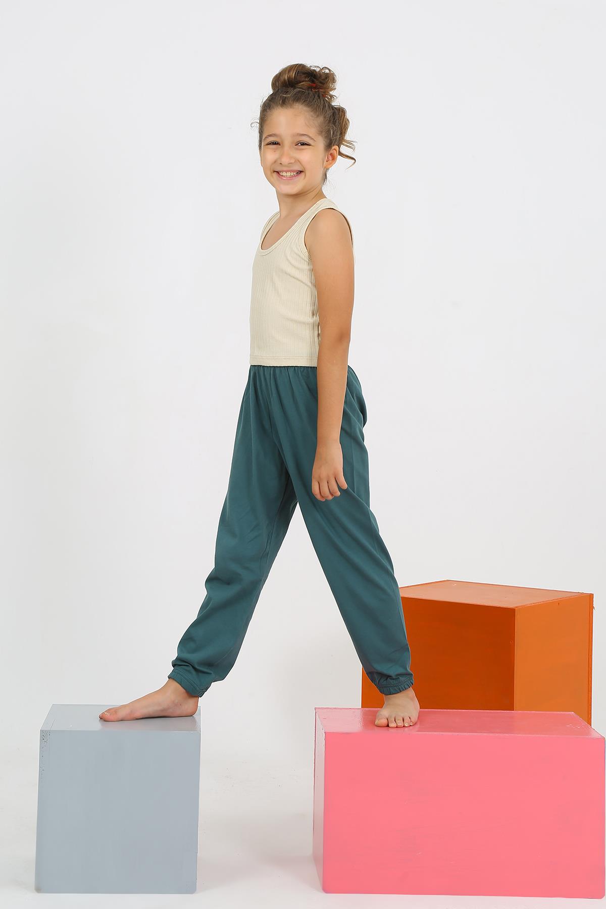 moda-cizgi-kiz-cocuk-sifir-kol-ten-rengi-penye-pijama-takim-20433-384475-77-B blank