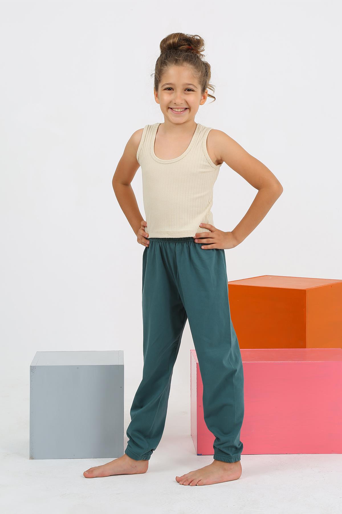 moda-cizgi-kiz-cocuk-sifir-kol-ten-rengi-penye-pijama-takim-20433-384476-77-B blank
