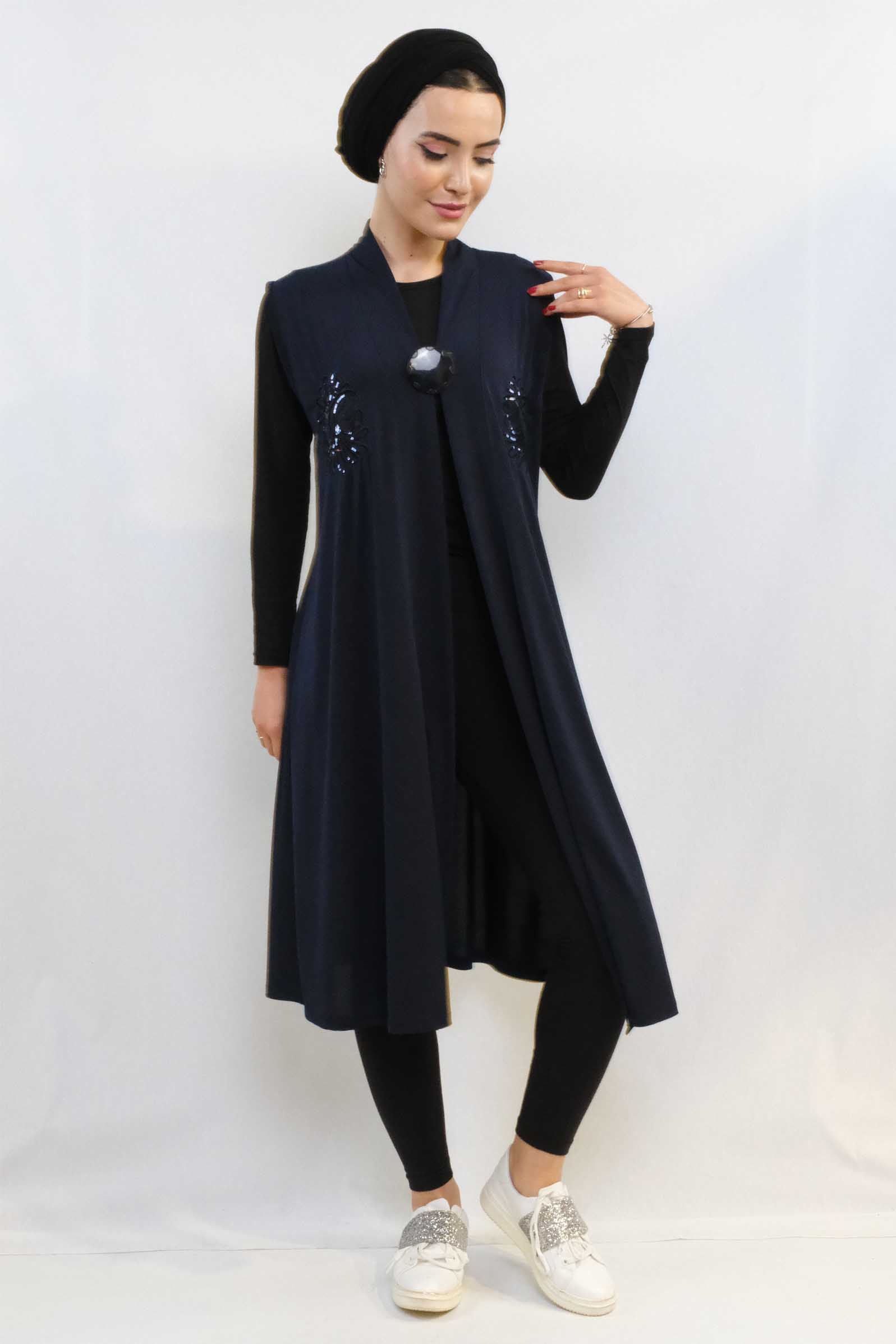 moda-cizgi-pullu-nakis-islemeli-yelek-mc724-lacivert-339098-69-B blank