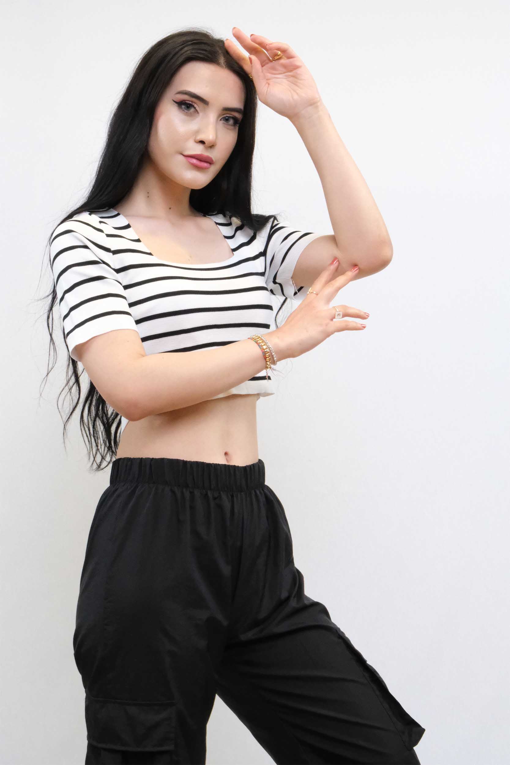 moda-cizgi-triko-crop-cizgili-beyaz-338195-69-B blank