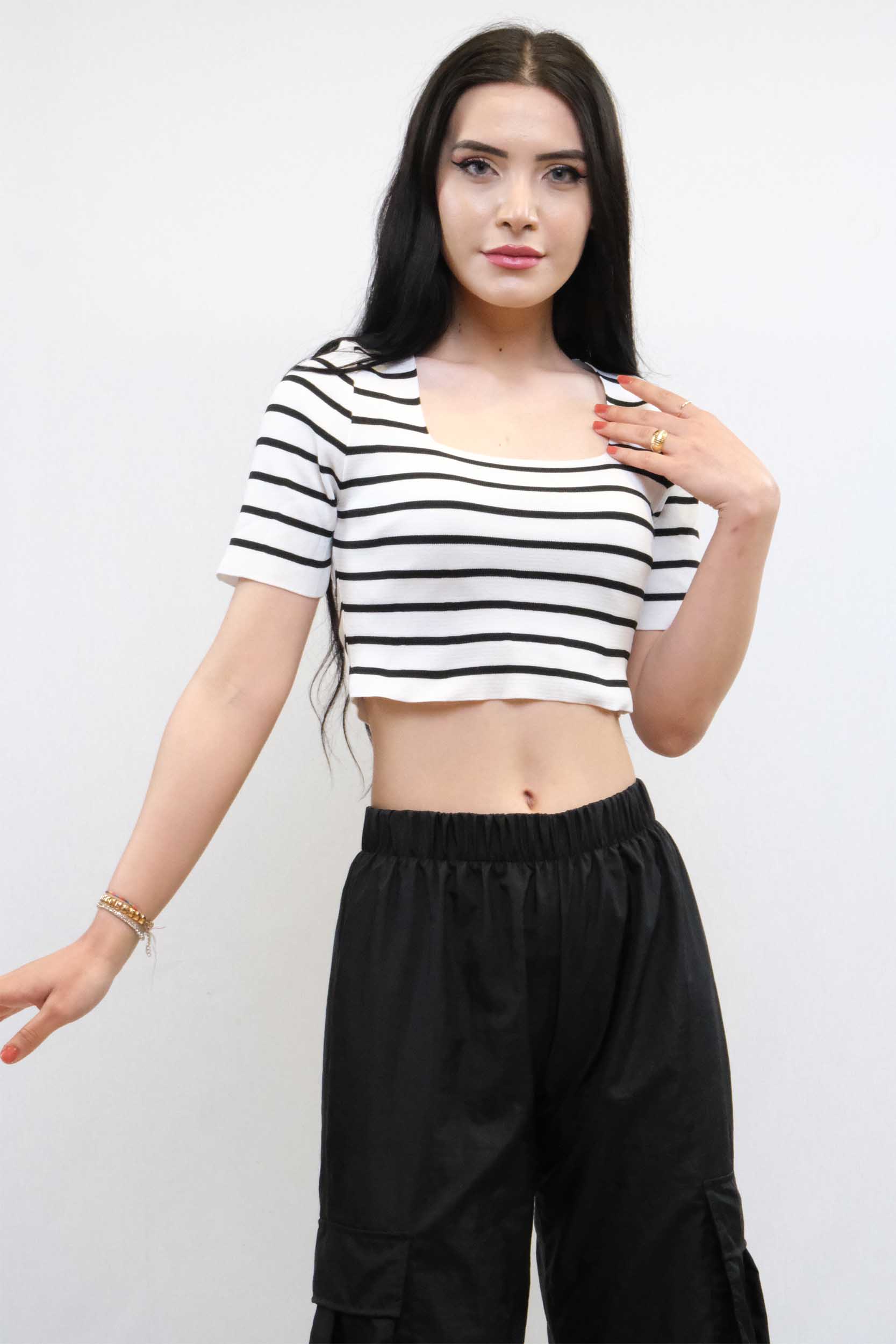 moda-cizgi-triko-crop-cizgili-beyaz-338196-69-B blank