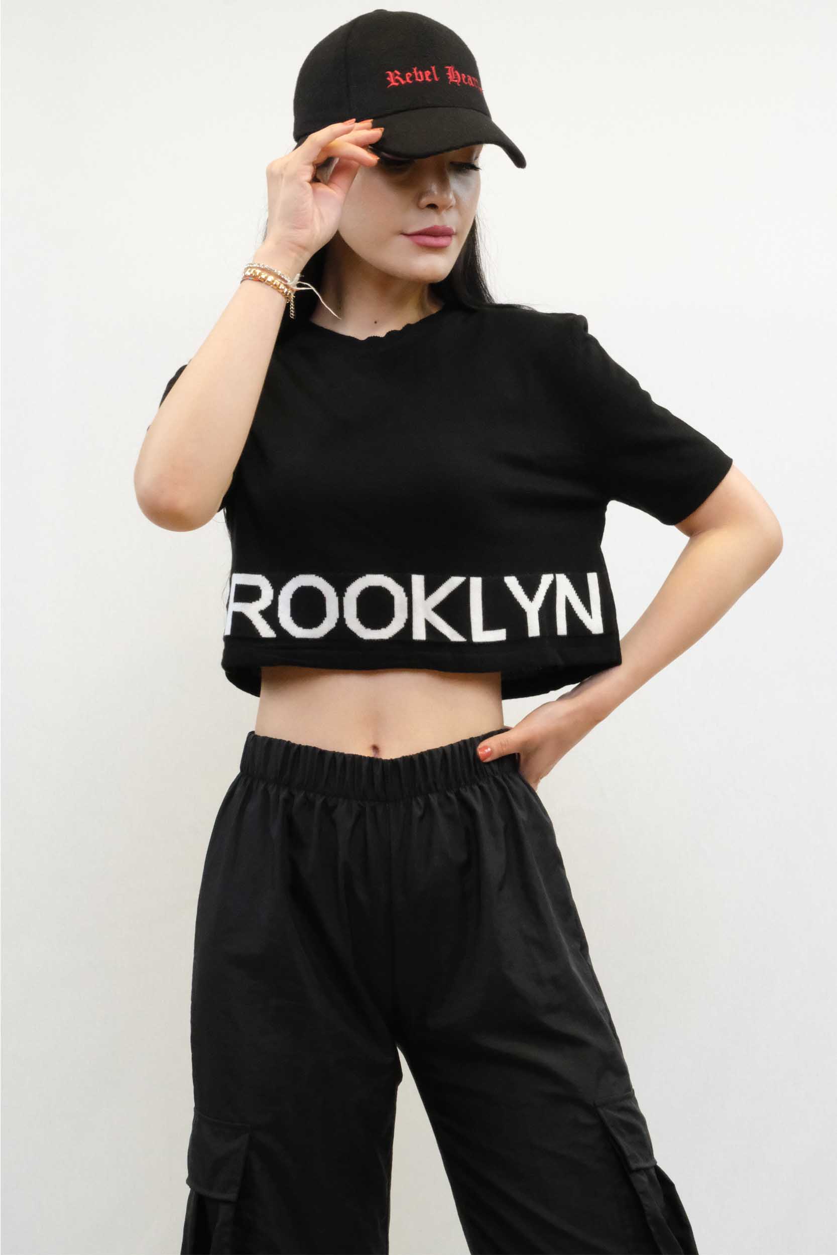 moda-cizgi-triko-crop-siyah-338179-69-B blank