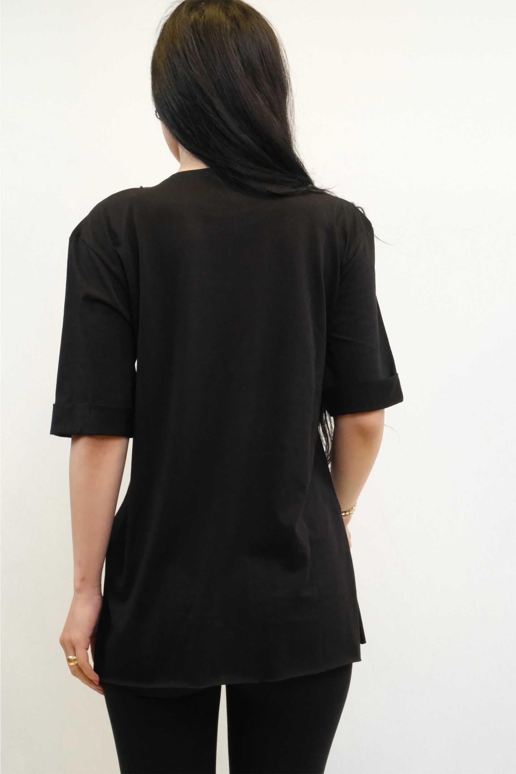 moda-cizgi-zincir-aksesuarli-tshirt-siyah-338395-69-B blank