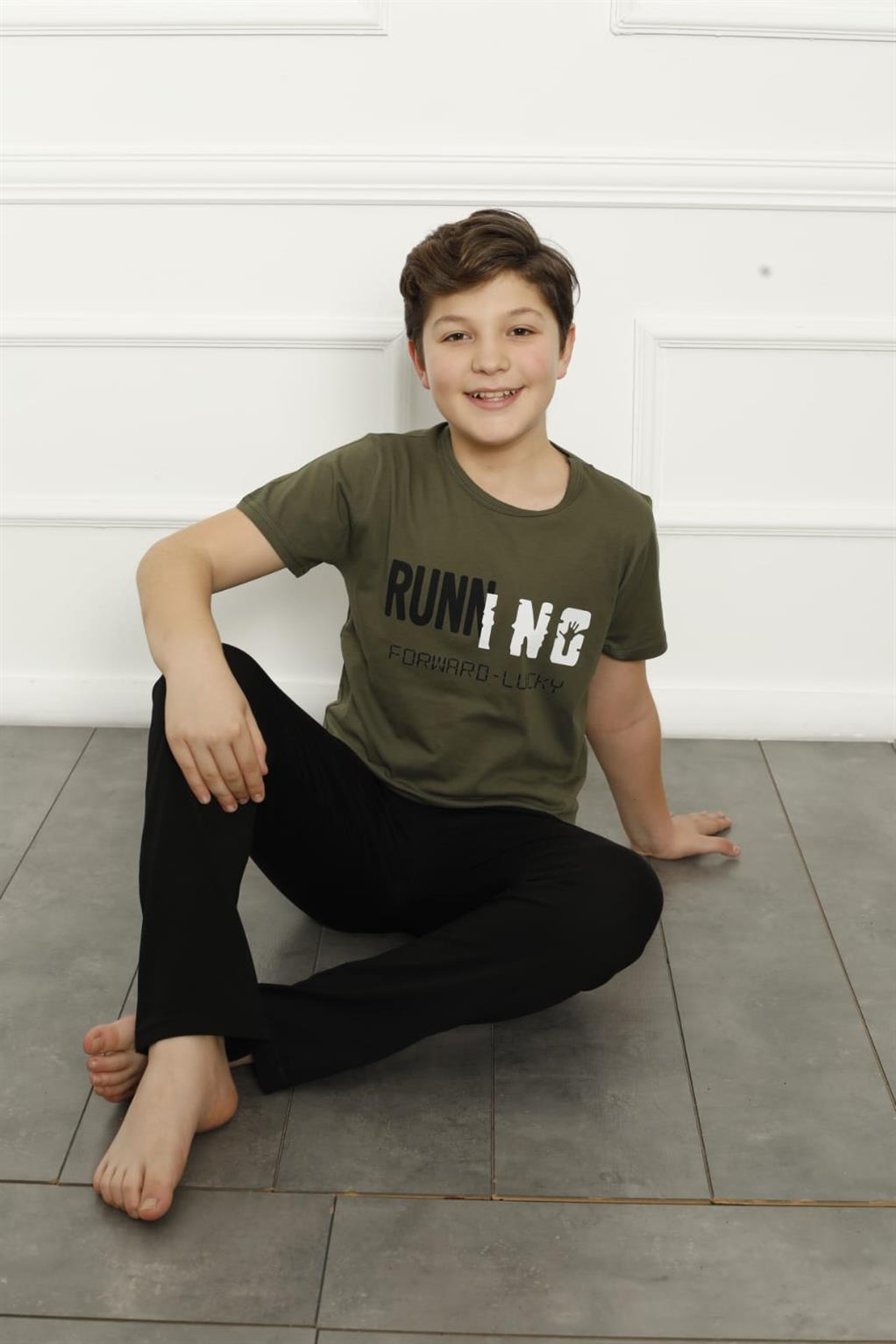 modacizgi-erkek-cocuk-pamuk-kisa-kollu-pijama-takimi-20384-337470-69-B blank