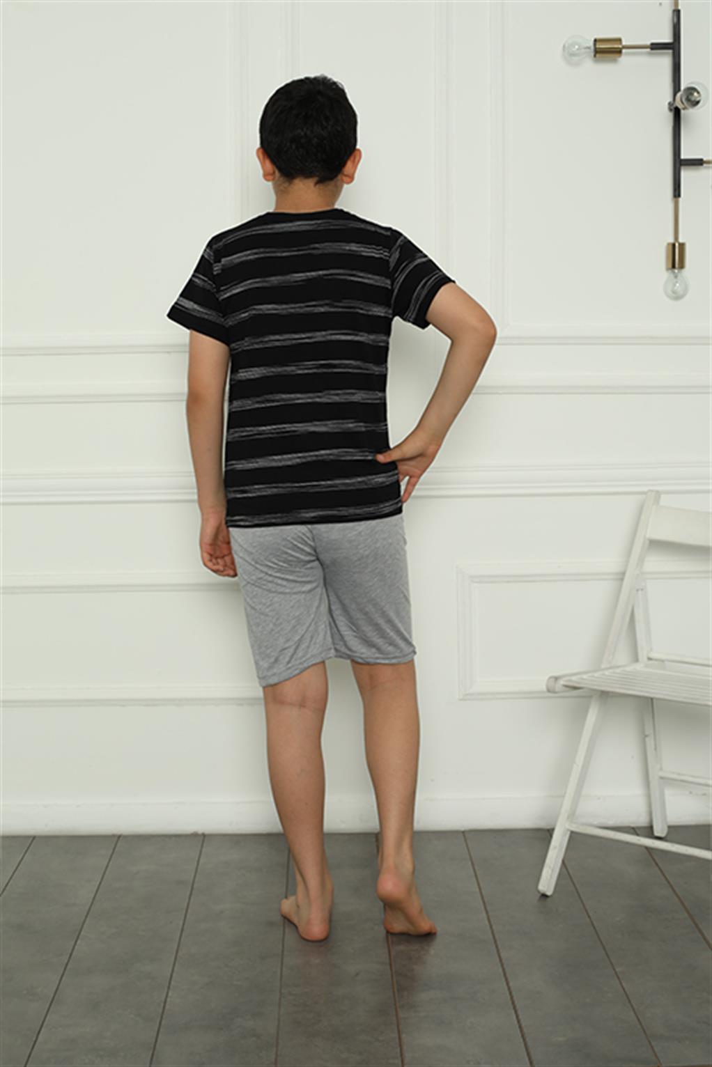 modacizgi-erkek-cocuk-penye-sortlu-pijama-takim-20392-340395-70-B blank