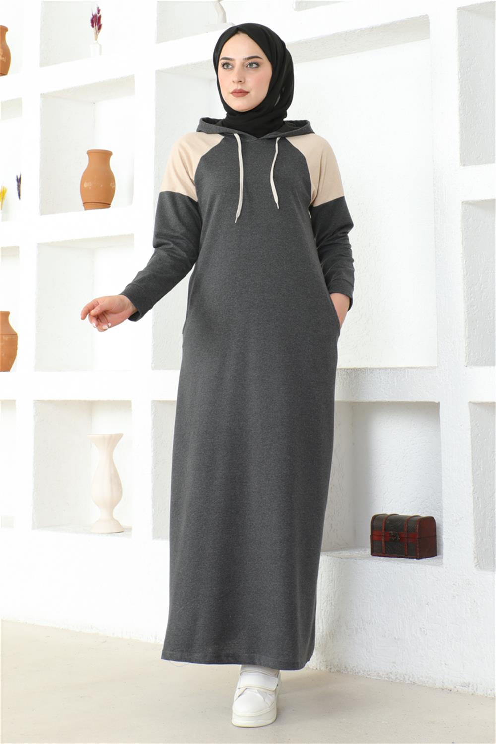 omuz-detayli-tesettur-elbise-antrasit-389972-78-B blank