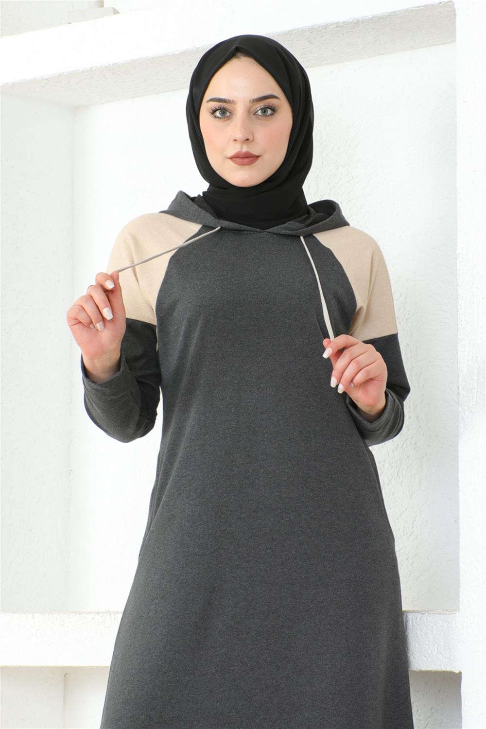 omuz-detayli-tesettur-elbise-antrasit-389974-78-B blank