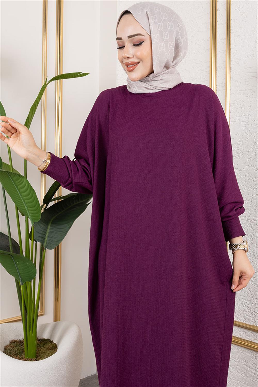 yarasa-kollu-burumcuk-elbise-murdum-388835-78-B blank