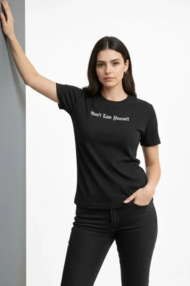 Wafıl Kumaş Tişört Regular Kalıp Bisiklet Yaka Baskılı Günlük Basic T-Shirt – Siyah