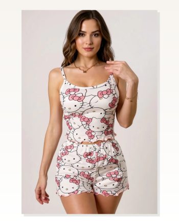 Kadın Baskılı Kombin Şıklığı Hello Kitty Askılı Şortlu Pijama Takımı