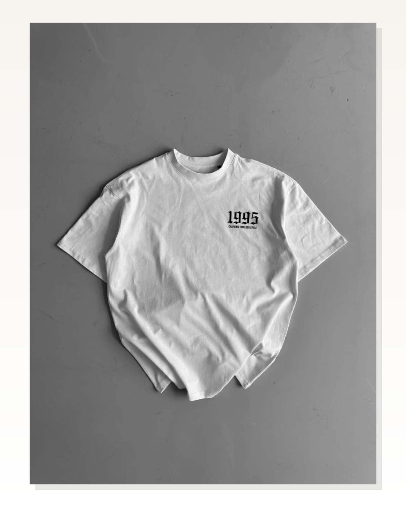 Baskılı Kadın Salaş Stil Beyaz Oversize Bisiklet Yaka Tişört Marketplace blank