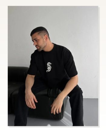 Kadın Baskılı Salaş Stil Siyah Oversize Bisiklet Yaka Tişört