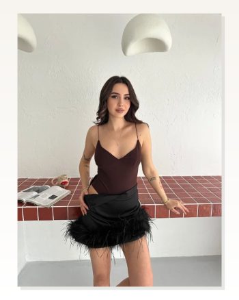 Derin Dekolte Askılı Body Sırt Dekolteli Şık Kolsuz Yazlık Bodysuit Kahverengi