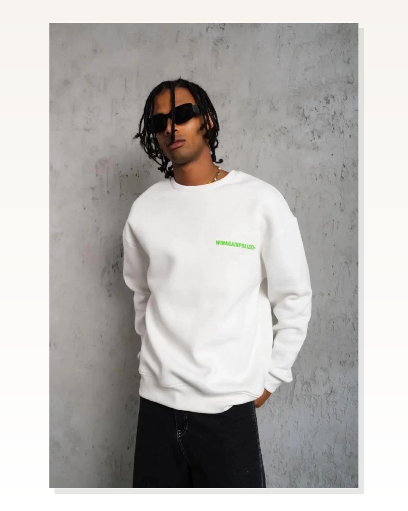 Sırt Baskılı Erkek Günlük Stil Beyaz – Beyaz Ön Ve , Üç İplik İçi Pamuklu Kumaş, Rahat Kalıp, Ribanalı Kışlık Sweat Winagain Polizei Serisi Oversize Sweatshirt Marketplace blank