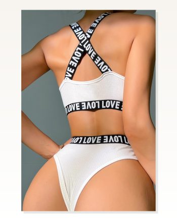 Kadın Beyaz Çapraz Sırt ve Love Yazı Detaylı Iç Çamaşır Takımı