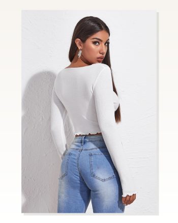 Kadın Zarif Dokunuş Beyaz Uzun Kollu Büzdürme Bağcık Detaylı Crop Top Bluz