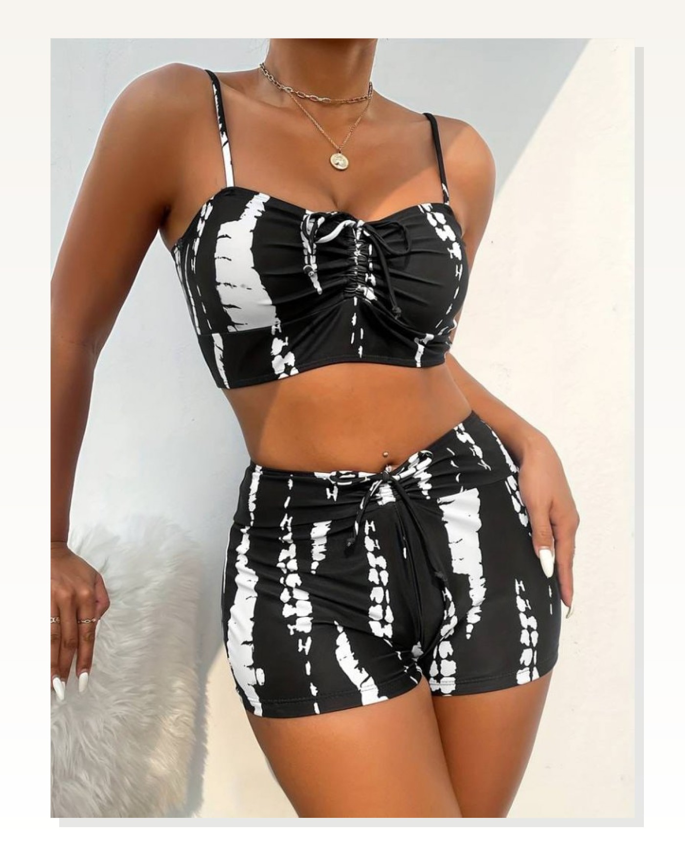Kadın Büzgü Detay Askılı Crop Mini Tayt Ikili Takım Marketplace blank