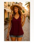 Kadın Dantel Askılı V Yakalı Sırtı Çapraz Detaylı Ponpon Bluz