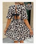 Kadın Kısa Kollu Kruvaze Yakalı Leopar Desenli Mini Süprem Elbise