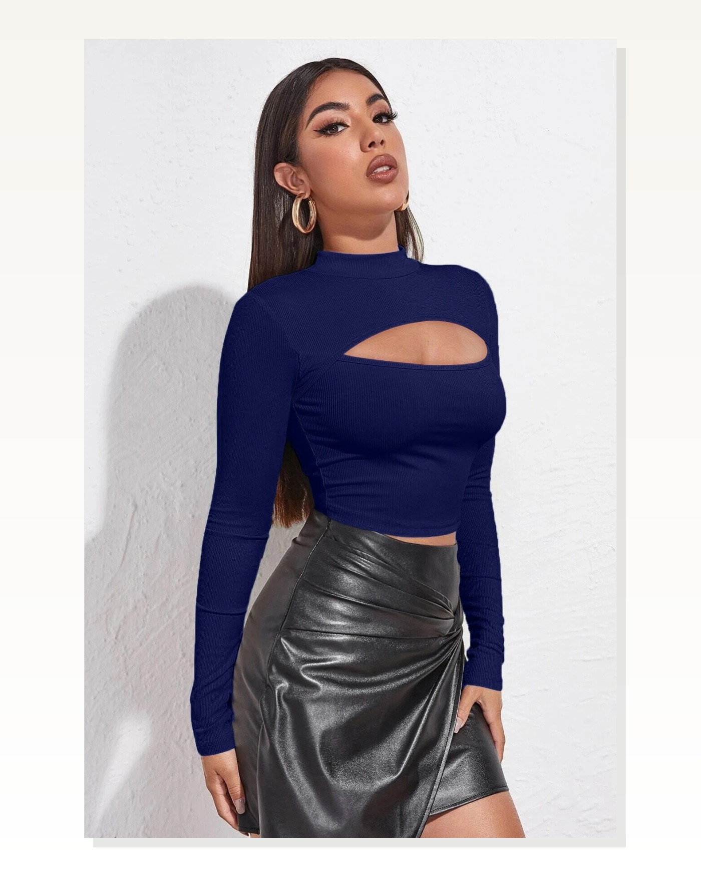 Kadın Zarif Dokunuş Lacivert Göğüs Dekolteli Uzun Kollu Cut Out Crop Top Bluz Marketplace blank