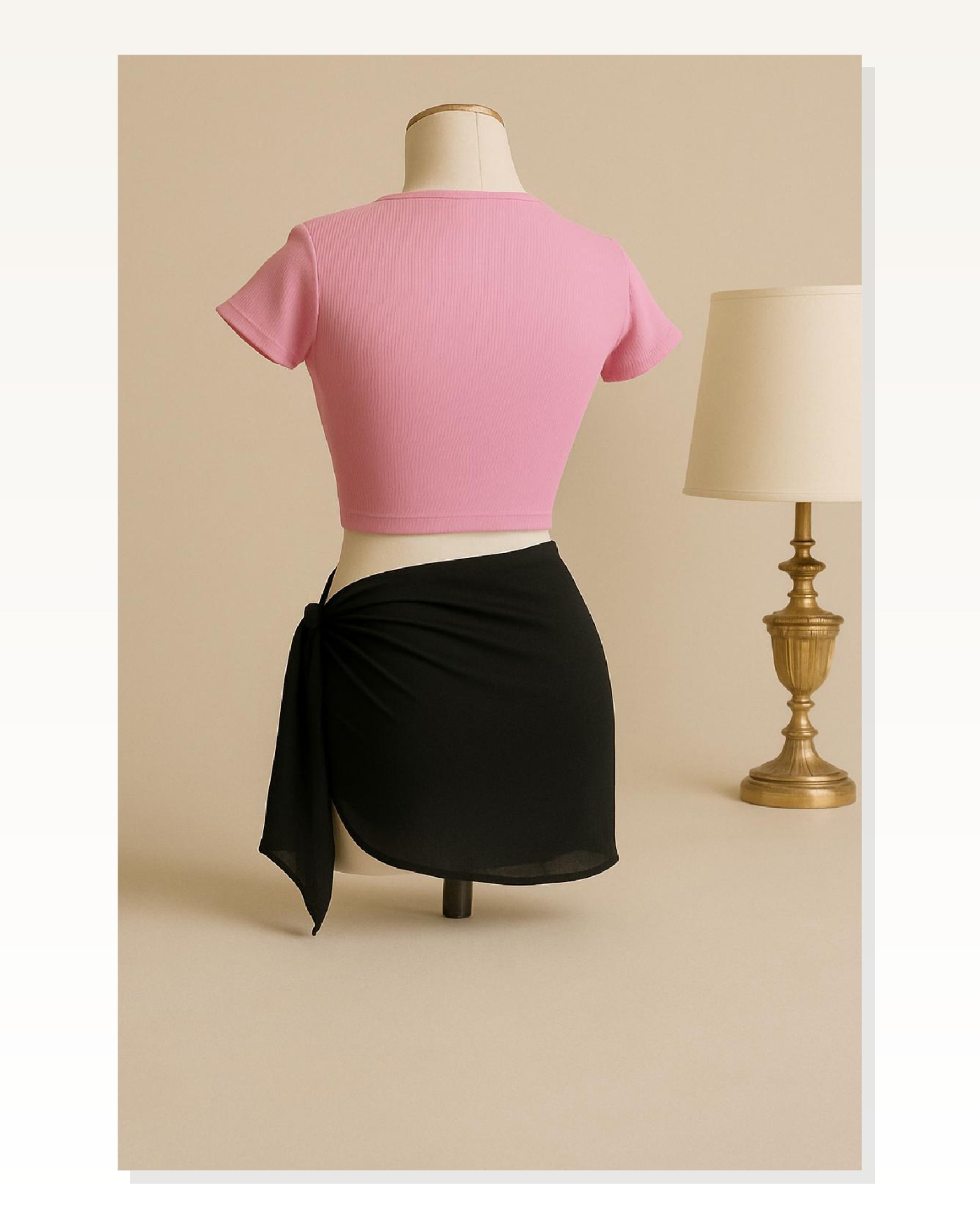 Kadın Kombin Şıklığı Pembe Yarım Kol Crop ve Siyah Pareo 2'li Set Marketplace blank