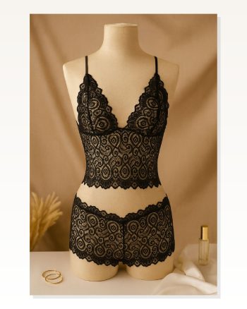 Kadın Siyah Dantel Bralet I Şık, Zarif ve Feminen İç Giyim Şort Takım