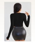 Kadın Zarif Dokunuş Siyah Uzun Kol Kare Yaka Crop Top Bluz Marketplace