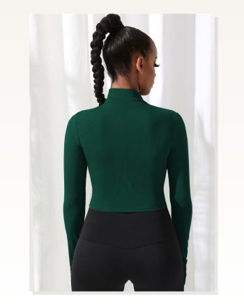 Kadın Zarif Dokunuş Yeşil Uzun Kol Fermuarlı Parmak Geçme Detaylı Dik Yaka Crop Top Bluz