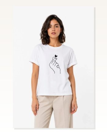 Kore Parmak Kalp Aşk Temalı Minimal Baskılı Tişört Yazlık Kısa Kol T-shirt Beyaz