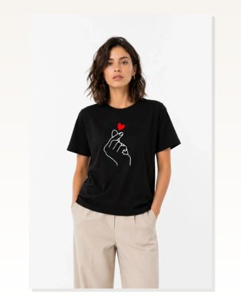 Kore Parmak Kalp Aşk Temalı Minimal Baskılı Tişört Yazlık Kısa Kol T-shirt Siyah