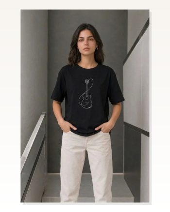 Minimal Gitar Baskılı Tişört T-shirt Yazlık Kısa Kol Bisiklet Yaka Siyah