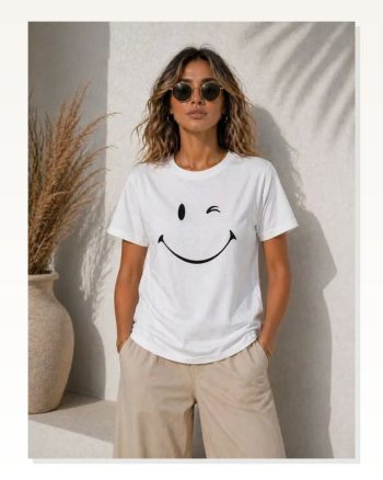 Minimal Gülümseyen Yüz Baskılı Tişört Kısa Kol Yazlık T-shirt Beyaz