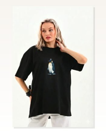 Kadın Sırt Baskılı Günlük Stil Siyah Survivor Penguin Temalı, Felsefi Yazılı Bisiklet Yaka Tişört Oversize