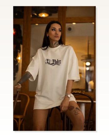 Baskı Detaylı Unisex Beyaz Klasik Kesim Oversize Tişört