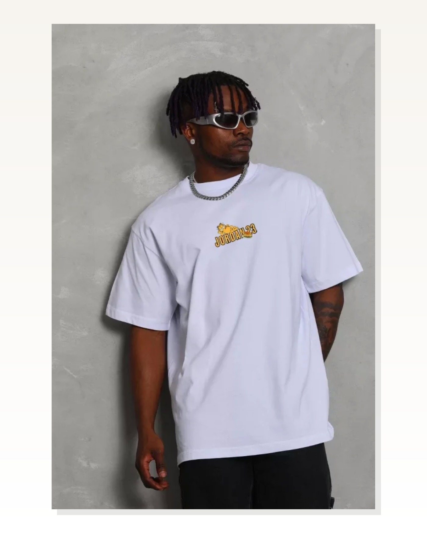 Desenli Unisex Beyaz Retro İllüstrasyon Oversize Tişört Marketplace