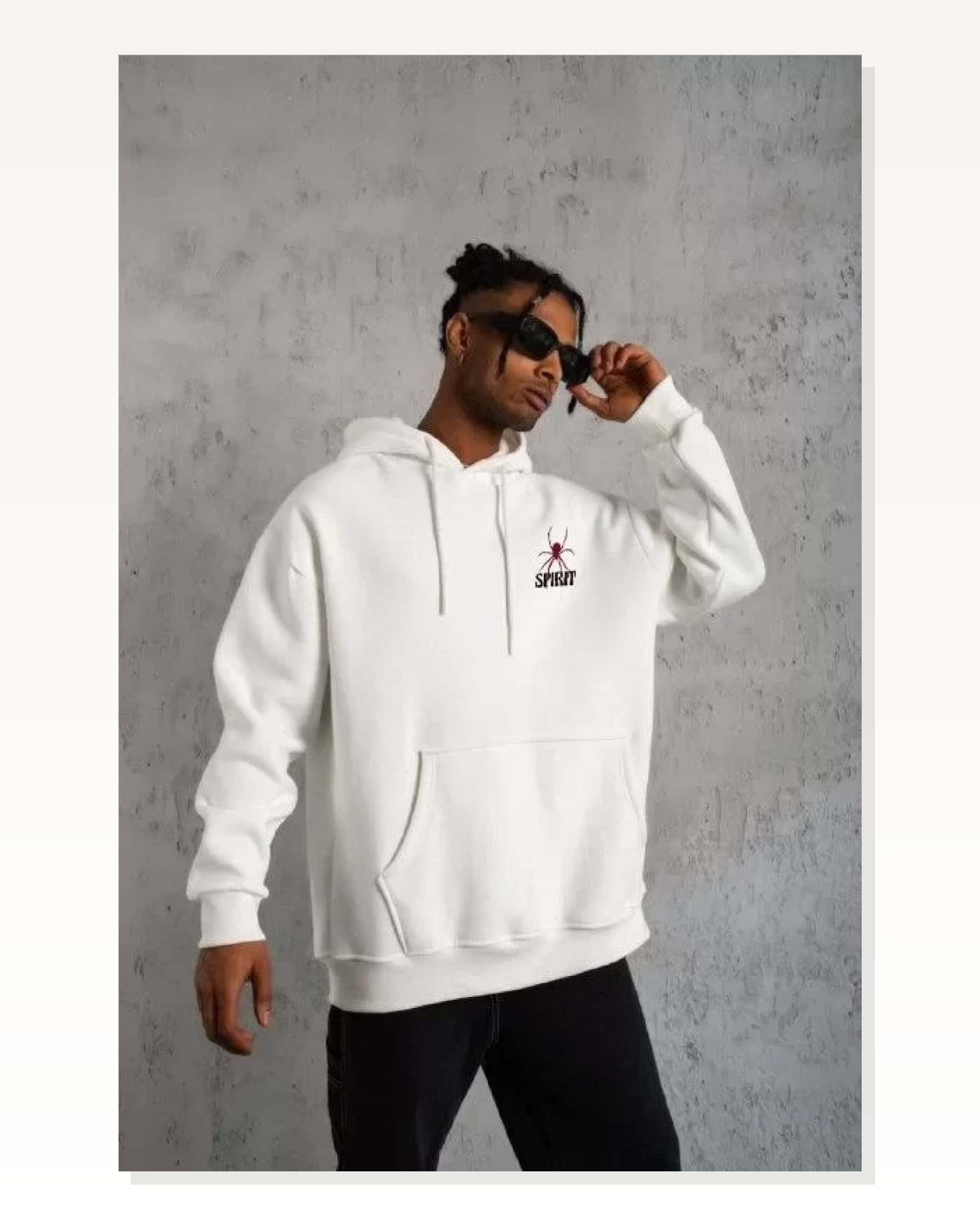 Baskılı Kadın Beyaz Minimalist Karakter Kapüşonlu Sweatshirt Marketplace