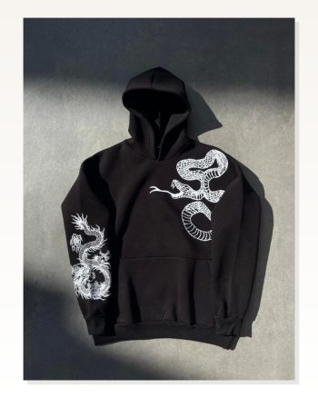 Uzun Kol Kapşonlu Baskılı Sweatshirt Siyah