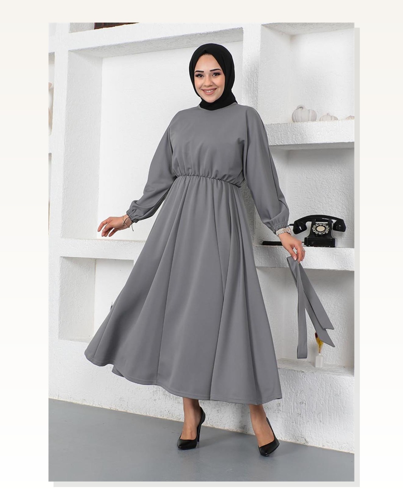 Beli Büzgülü Kemerli Elbise GRİ Marketplace blank